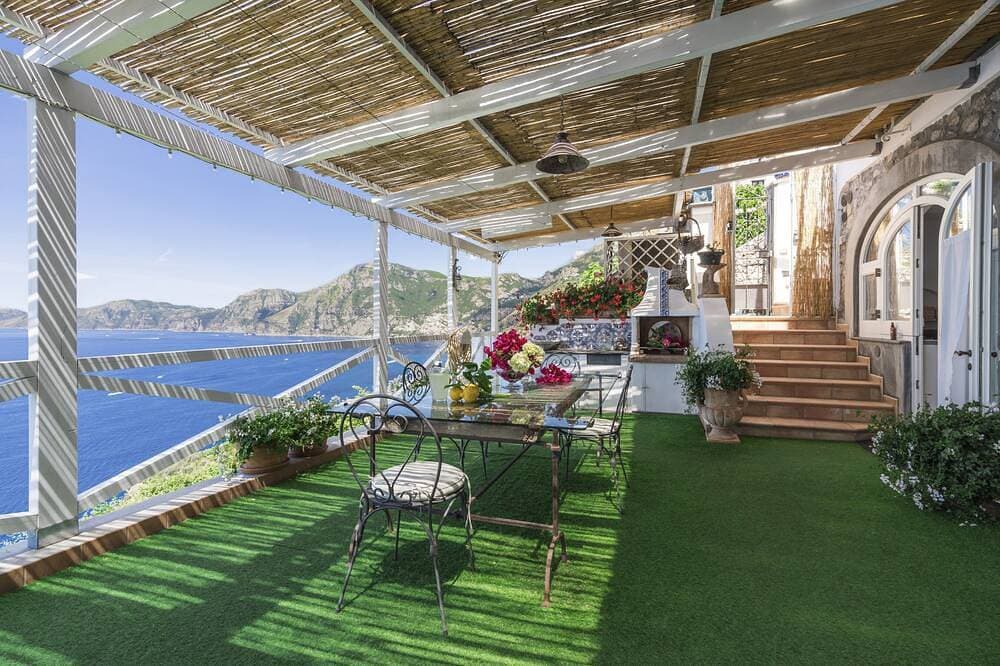 Foto 6 von 6: Elia's room: Double room with bathroom and shared terrace with sea view