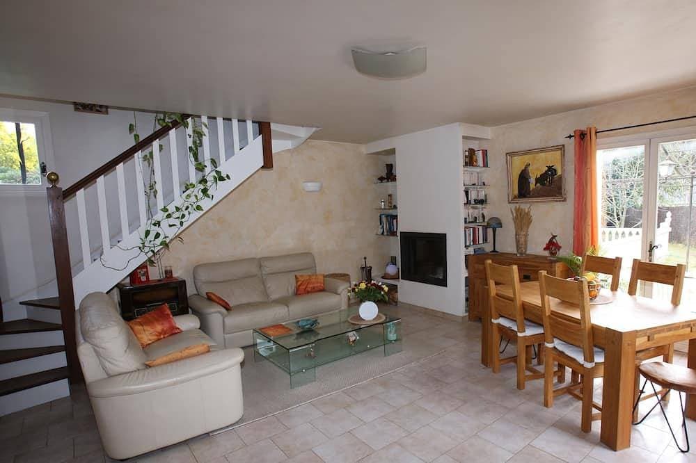 Foto 9 von 28: Detached villa with swimming pool and air conditioning between sea and mountains on the Côte d'Azur.