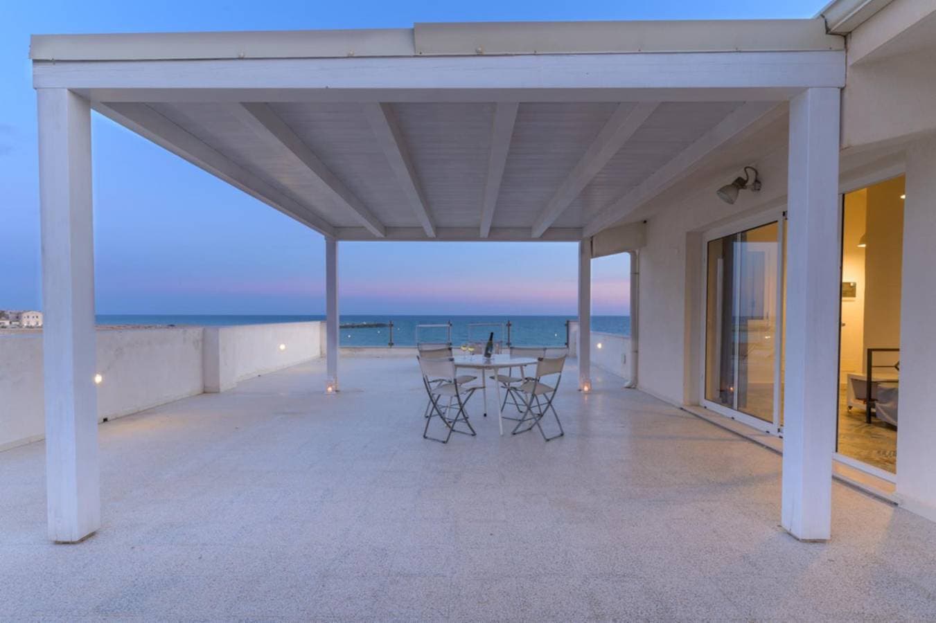 Foto 11 von 24: Pitagora, Unterkunft direkt am Strand mit Aussicht