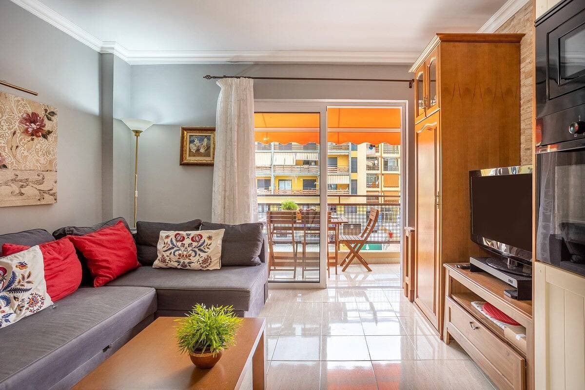 Foto 8 von 44: Ferienwohnung für 3 Personen mit Pool