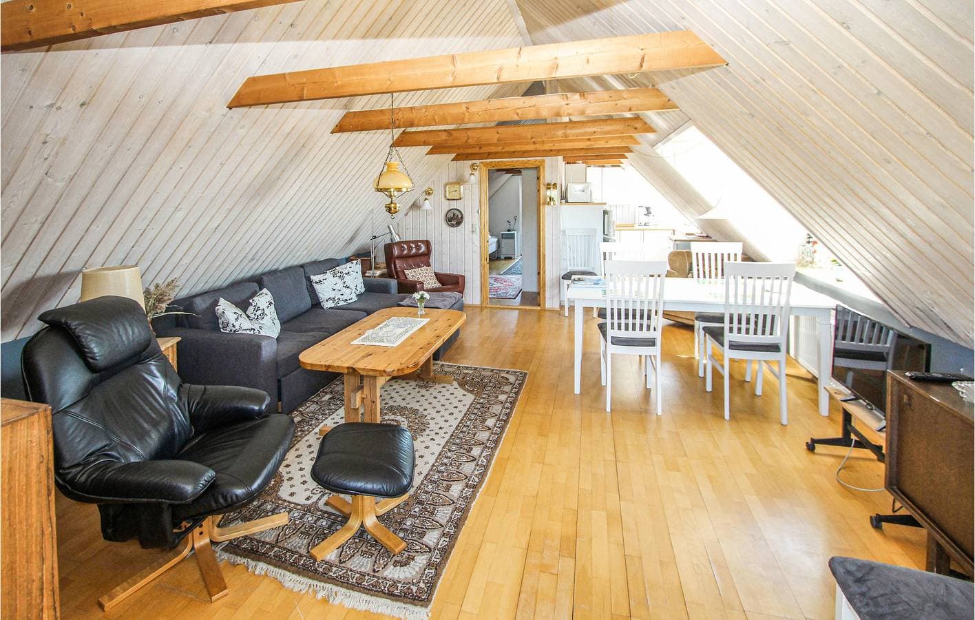 Foto 13 von 17: Ferienwohnung für 4 Personen mit Terrasse