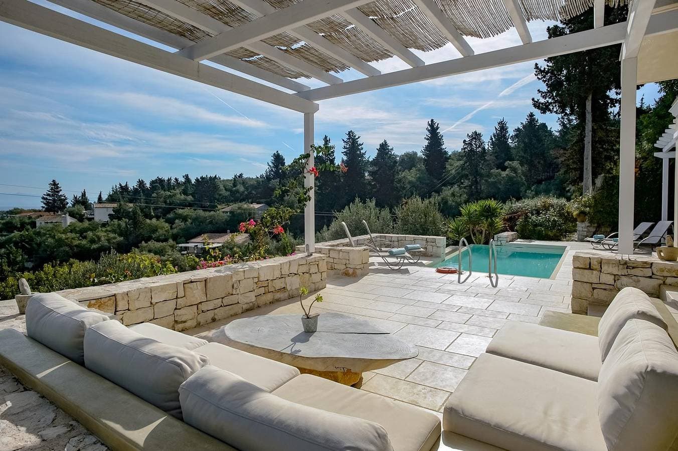 Foto 10 von 24: Villa für 4 Personen mit Balkon