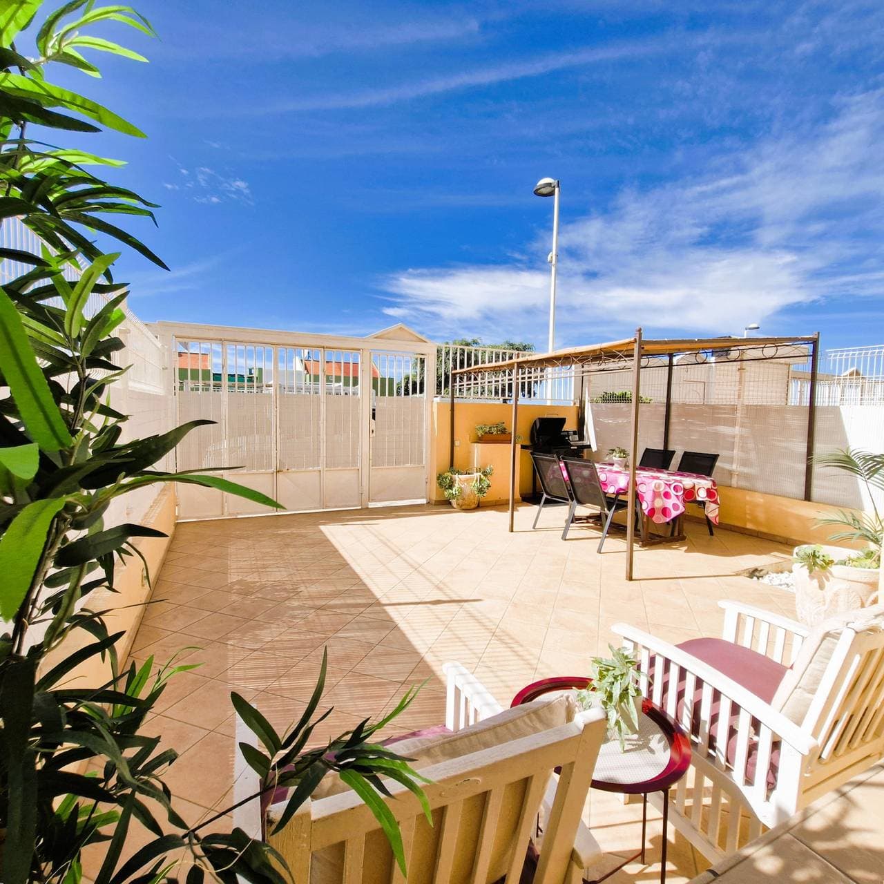 Foto 3 von 41: Reihenhaus 10 Min vom Strand mit Meerblick und fibre W-Lan gratis