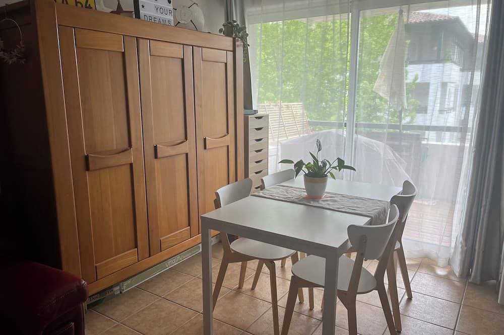 Foto 6 von 8: Apartment in quiet residence near Spain and the ocean