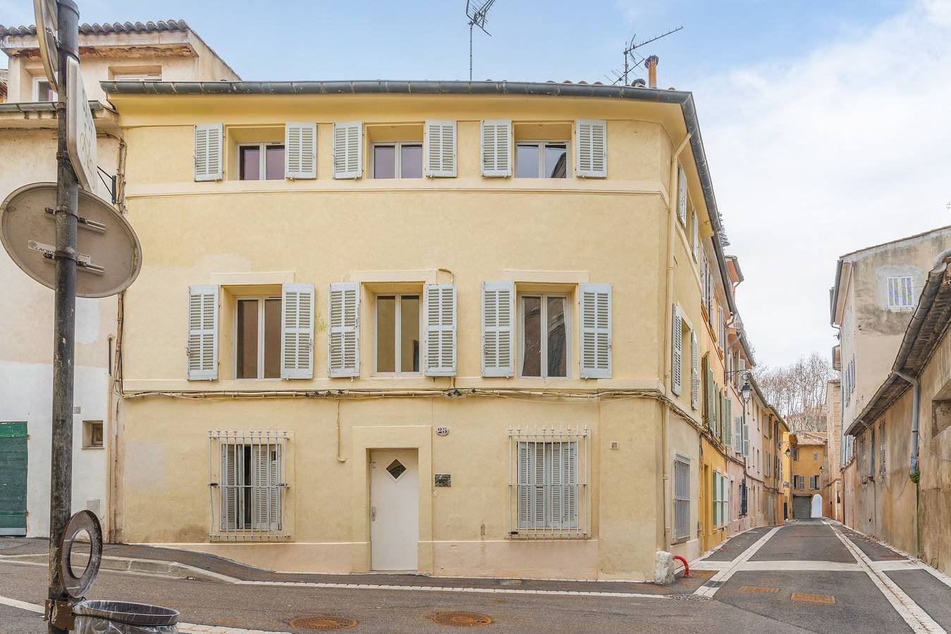 Foto 3 von 25: Ferienwohnung 'Finsonius Studios 6' mit gemeinsamer Terrasse, gemeinsamem Garten und Wi-Fi