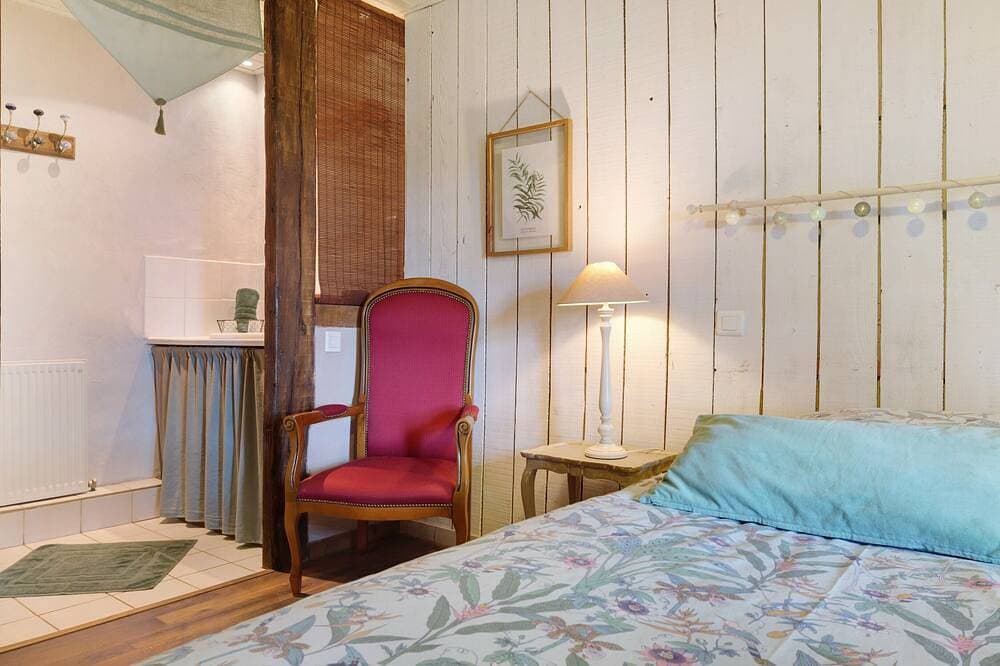 Foto 6 von 30: Ferienhaus „Gîte La Longère de Brocéliande“ mit privatem Garten