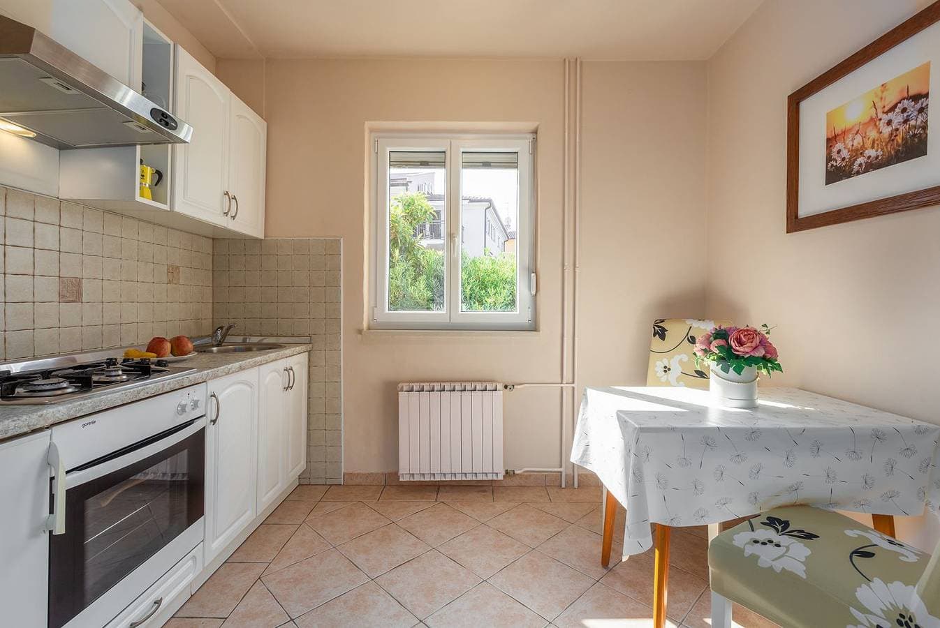 Foto 6 von 16: Komfortables Apartment wenige Minuten zur Altstadt von Porec und zum Strand mit Garten