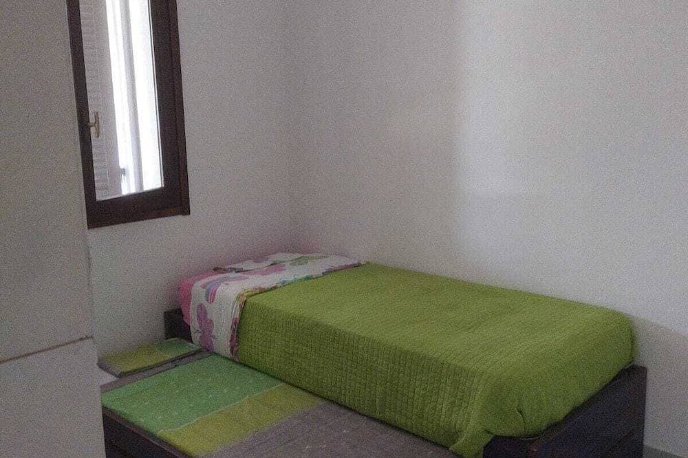 Foto 2 von 28: Olea House located in the countryside and close to everything you want.