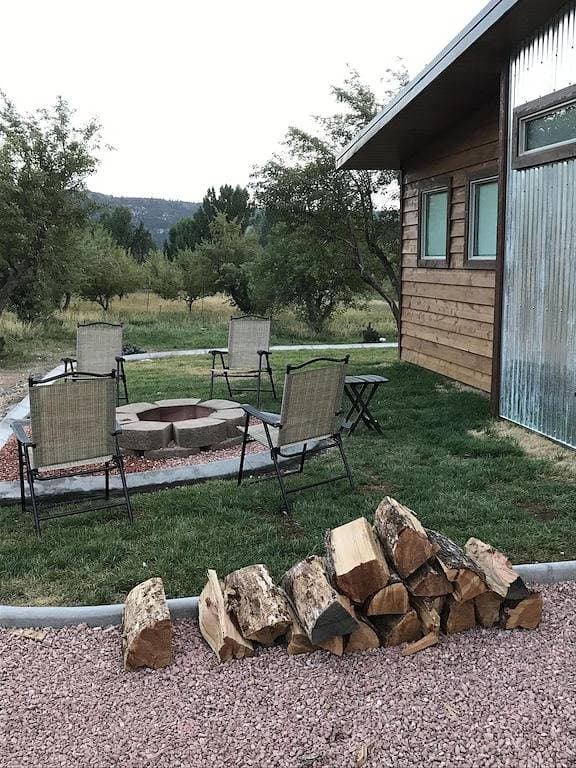 Apple Hollow Tiny House # 2 Zion / Bryce Kleines Haus im Apfelgarten! 4 Schlafplätze 1