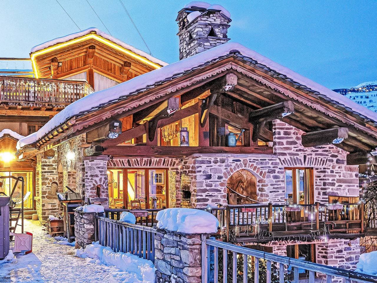 Charmantes Chalet mit Sauna, Kamin & Bergblick 1