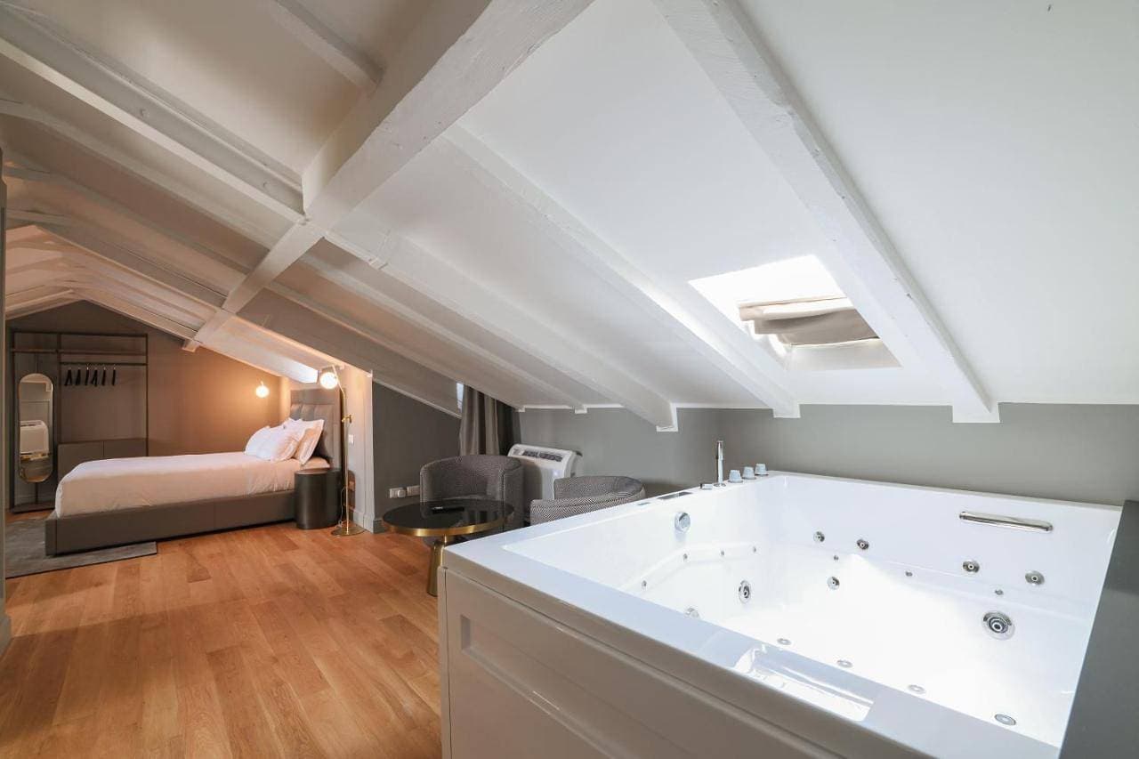Foto 7 von 40: Suite with Spa Bath