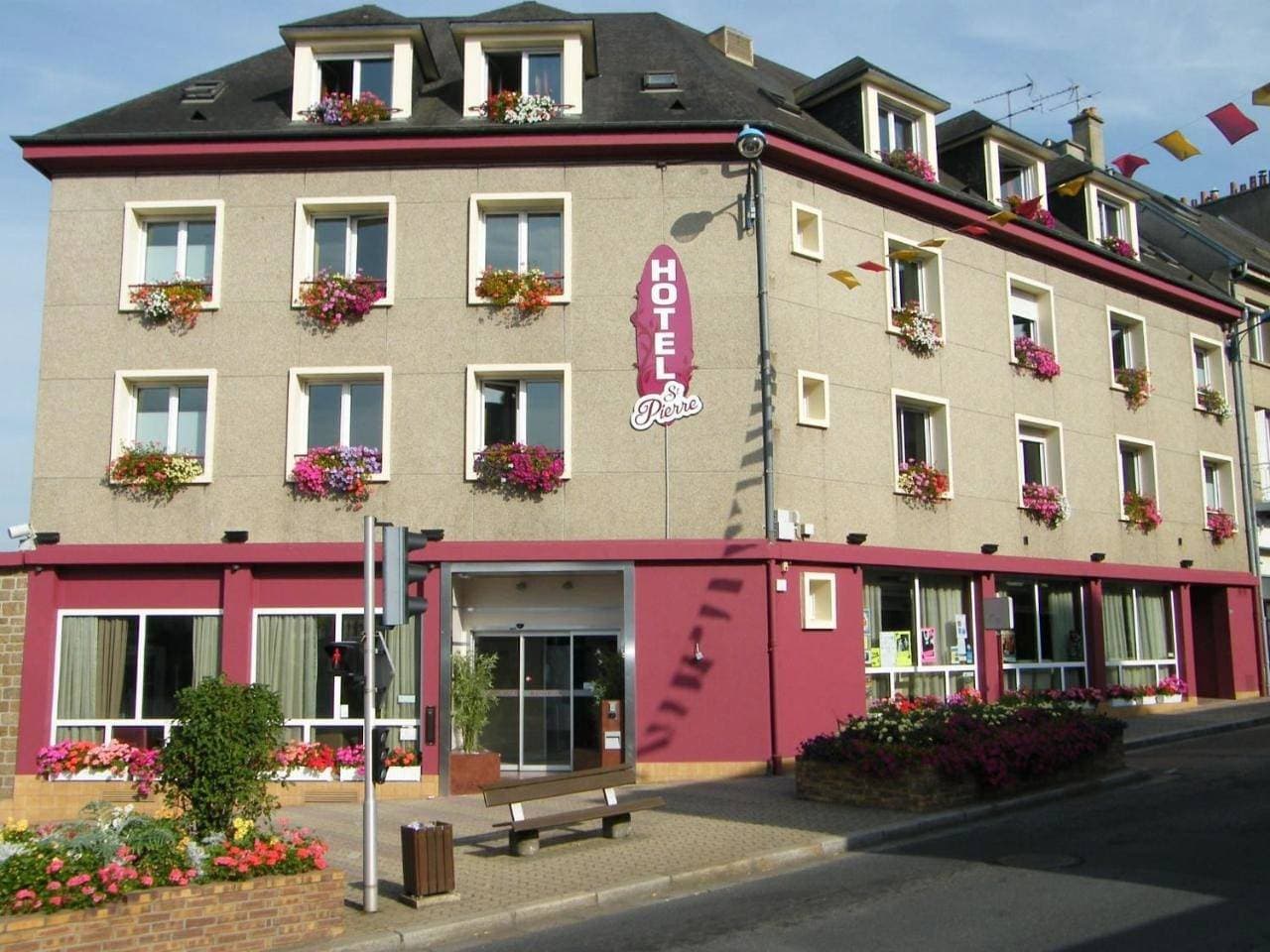 Hôtel Saint-Pierre 1