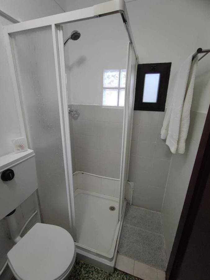 Foto 3 von 16: Double Room with Private Bathroom
