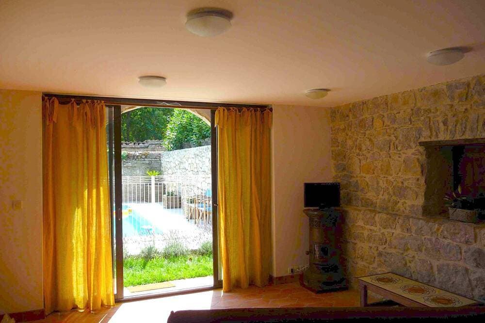 Foto 10 von 23: Le Mas des Bignones – Provenzalisches Landhaus mit Pool, Garten, Ardèche