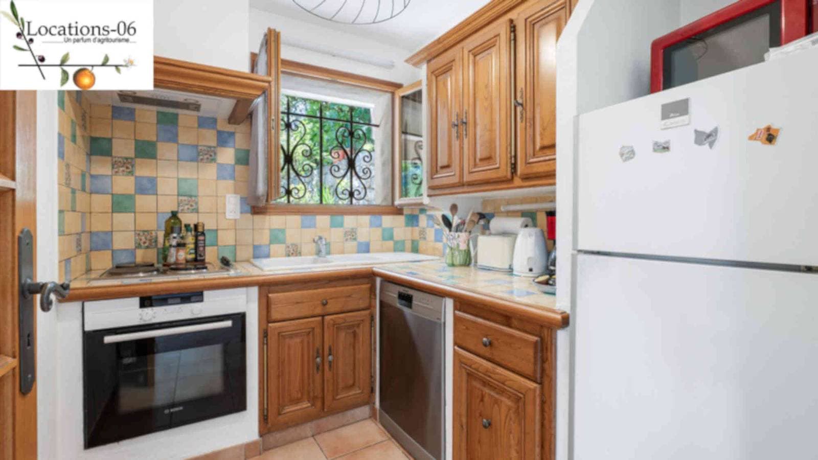 Foto 12 von 15: Vermietung rez-de-villa daher möblierter F2 für 1 -4 Personen, 30mn Nizza