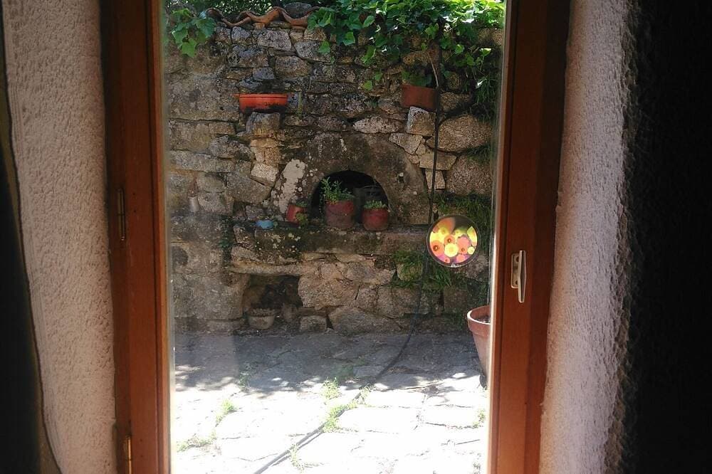 Foto 9 von 18: Renoviertes Haus ruhig und komfortabel in südlichen Ardèche im Tal der Balm