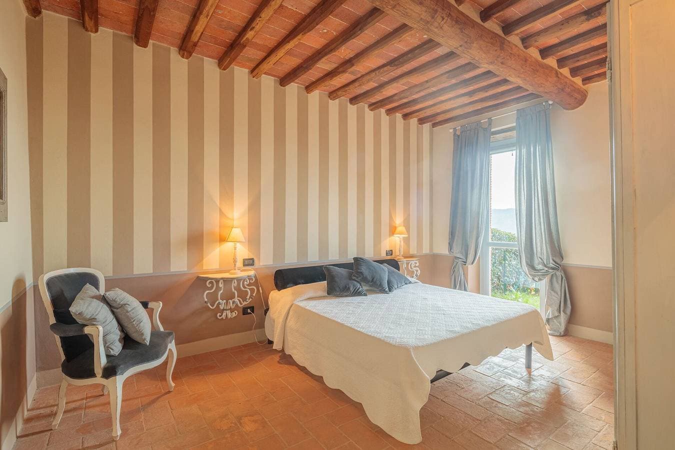Foto 7 von 19: Ferienwohnung für 4 Personen mit Garten