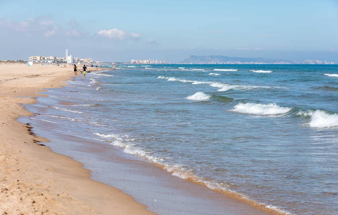 Foto 9 von 22: Gemütlich, 1 km vom Platja de Venècia entfernt: Luftiges Apartment mit 2 Schlafzimmern und Terrasse