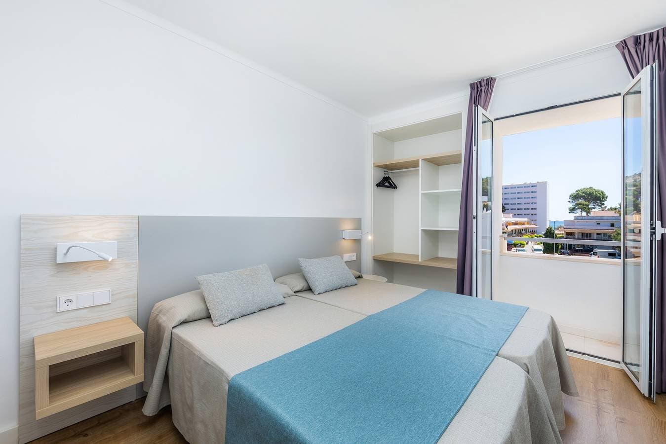 Foto 7 von 25: Ferienwohnung 'Apartament Massanet 2b' mit Balkon, WLAN und Klimaanlage