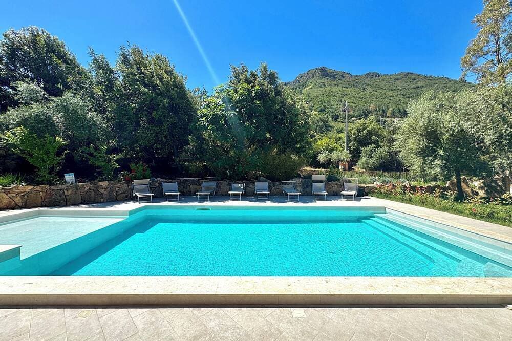 Foto 7 von 9: \" Villa with Pool Comfort \"