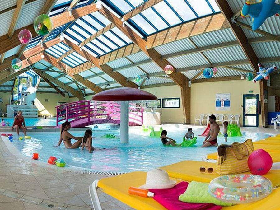 Foto 13 von 45: Camping Siblu Domaine de Kerlann - Funpass inclus - Mobilheim 8 personen - Essential 3ch 8p Signature ohne Klimaanlage