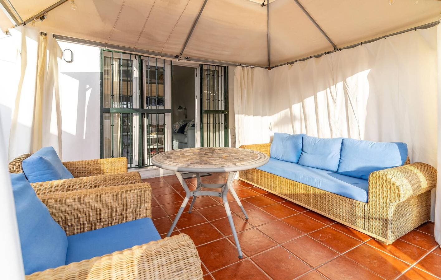 Foto 3 von 20: Sonnige Wohnung mit Pool und Terrasse in der Nähe von Playa Caleta