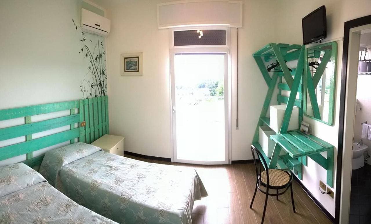 Foto 6 von 12: Twin Room