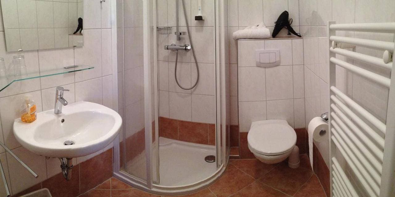 Foto 8 von 10: Double Room