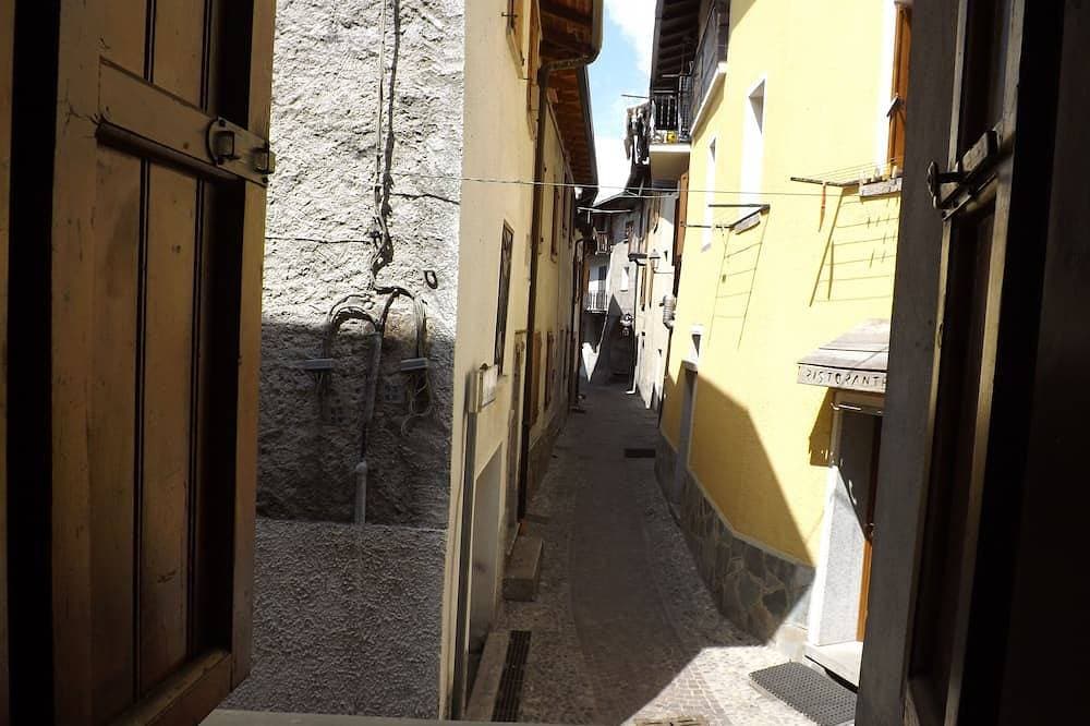 Foto 10 von 13: Komfortable Zweizimmerwohnung. Temu Center; (Ponte di Legno) Pisten auf 200m