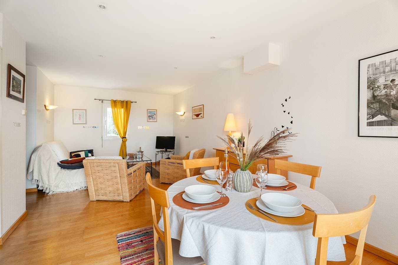 Foto 6 von 20: Apartment 'L'Escale Du Bord De Rance' mit Flussblick, privater Terrasse und WLAN