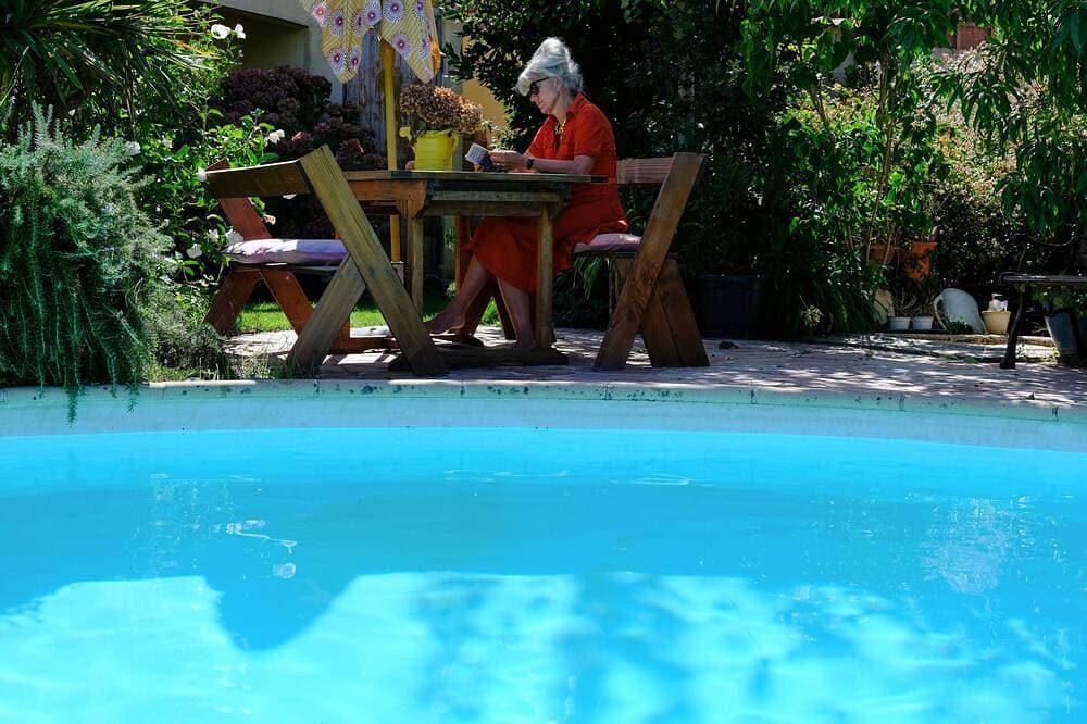 Foto 5 von 30: Kleine Paradiesecke, Panoramablick auf das Meer und die Berge, privater Pool,