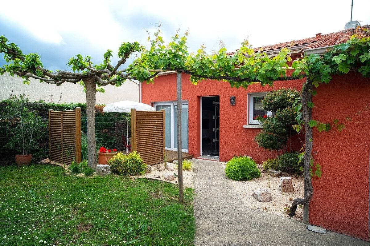 Foto 2 von 19: Ferienhaus für 4 Personen mit Terrasse