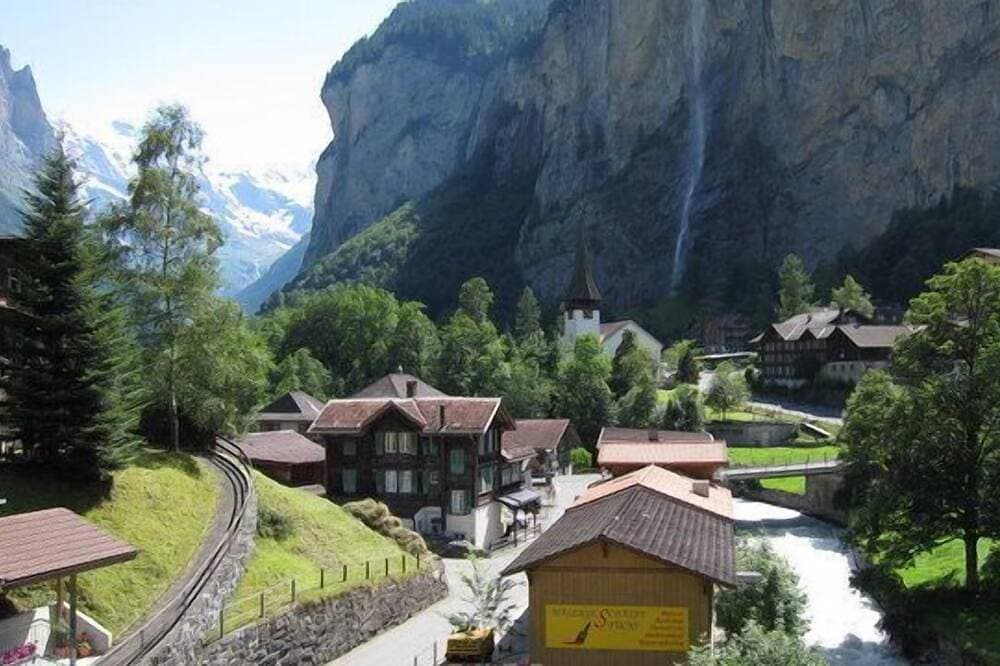 Foto 8 von 23: Alpen-Träumli - Exklusive Ferienwohnung  mit aussichtsreicher Sonnenterrasse