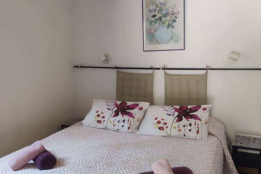 Foto 2 von 30: Bungalow  2-4 persons, pool, AC,  WIFI, sea view, sand beaches in Torre del Mar