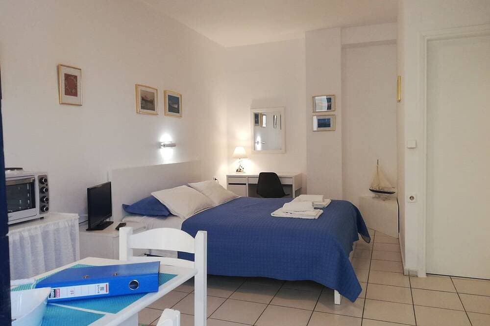 Foto 3 von 30: Kokkini Hani, Schönes Studio 1-3 Personen, 100 Meter vom Strand entfernt.