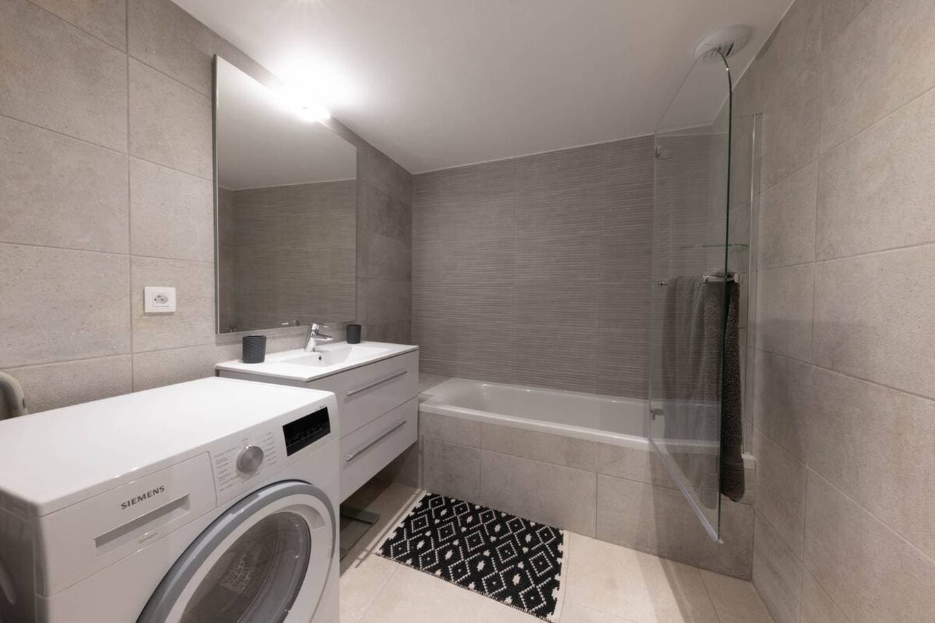 Foto 13 von 29: Ferienwohnung für 3 Personen mit Pool