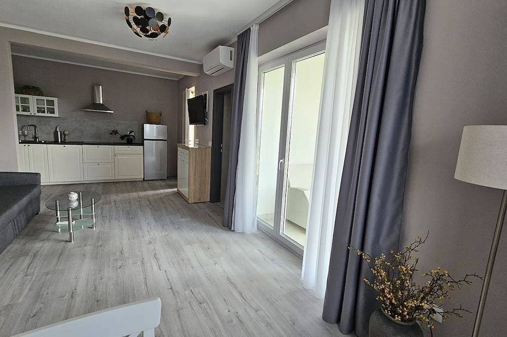 Foto 11 von 22: Bezauberndes und hundefreundliches Apartment mit Pool, Privatparkplatz, Klima