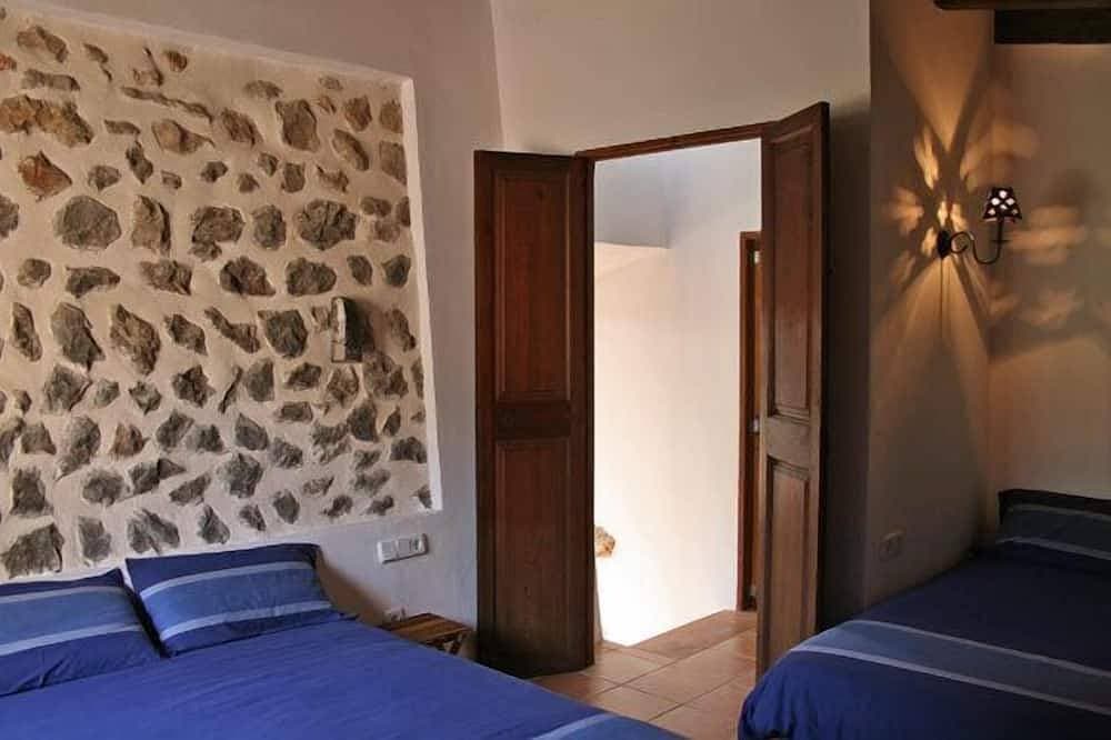 Foto 3 von 30: Berghütte am Meer lädt zum Wandern in der Sierra de Tramuntana 20% Rabatt März