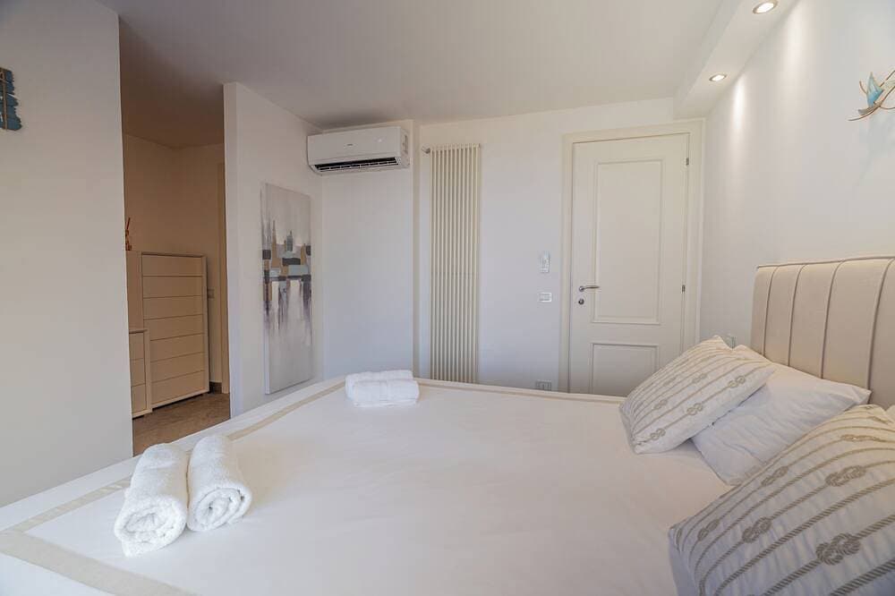 Foto 5 von 30: Dream Sardinia: Villa la Gioia, luxury with sea views and unique sunsets