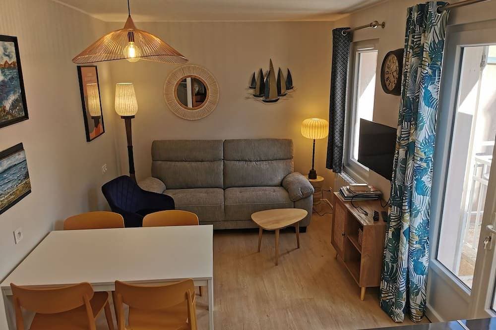 Foto 11 von 30: Gîte \"À bon Port\". Agréable Petite Maison au Coeur du Port de St Vaast la Hougue
