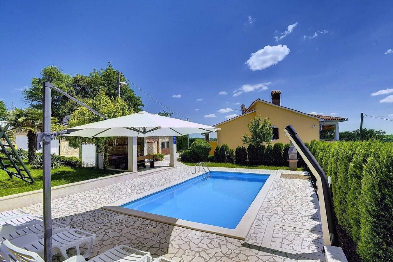 Foto 2 von 29: Sonnige Finca mit Privatpool, Sommerküche, Billard, Spielplatz, Dart, BBQ