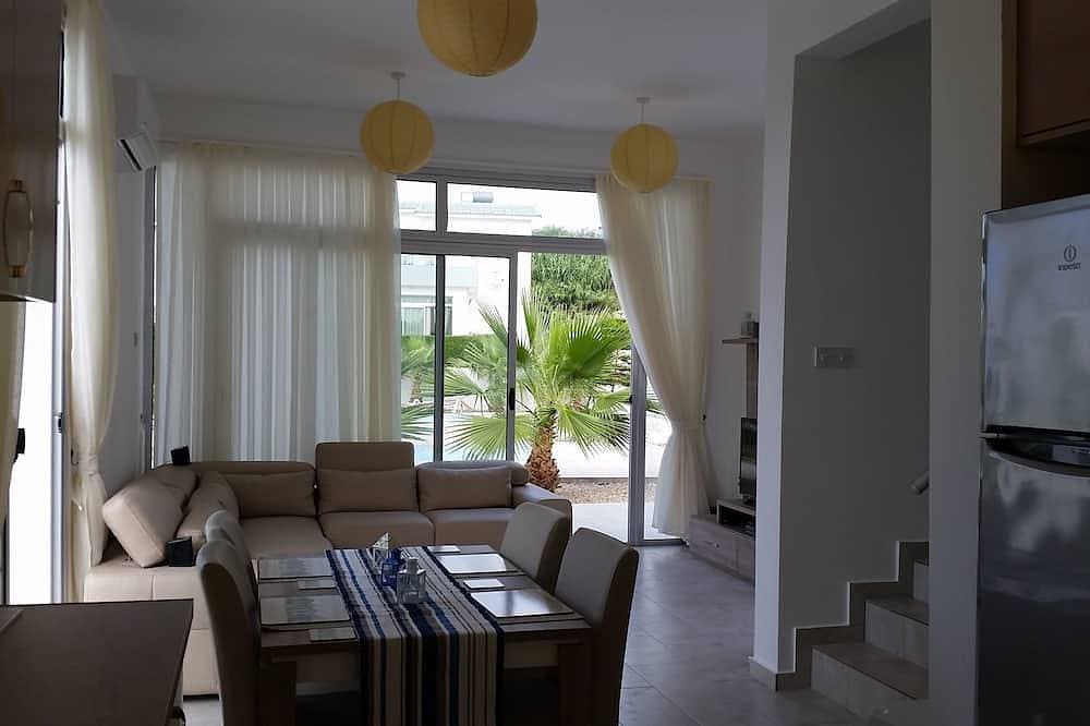 Foto 13 von 24: Dorf Lage mit herrlichem Meer / Pool Aussicht, 3 Gehminuten von den Restaurants