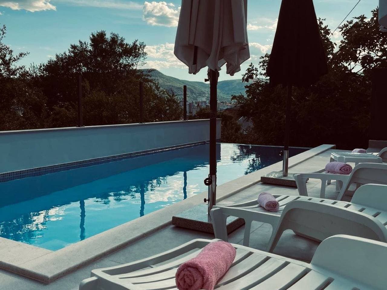 Casa Divani Apartment mit Pool für einen angeneh 1