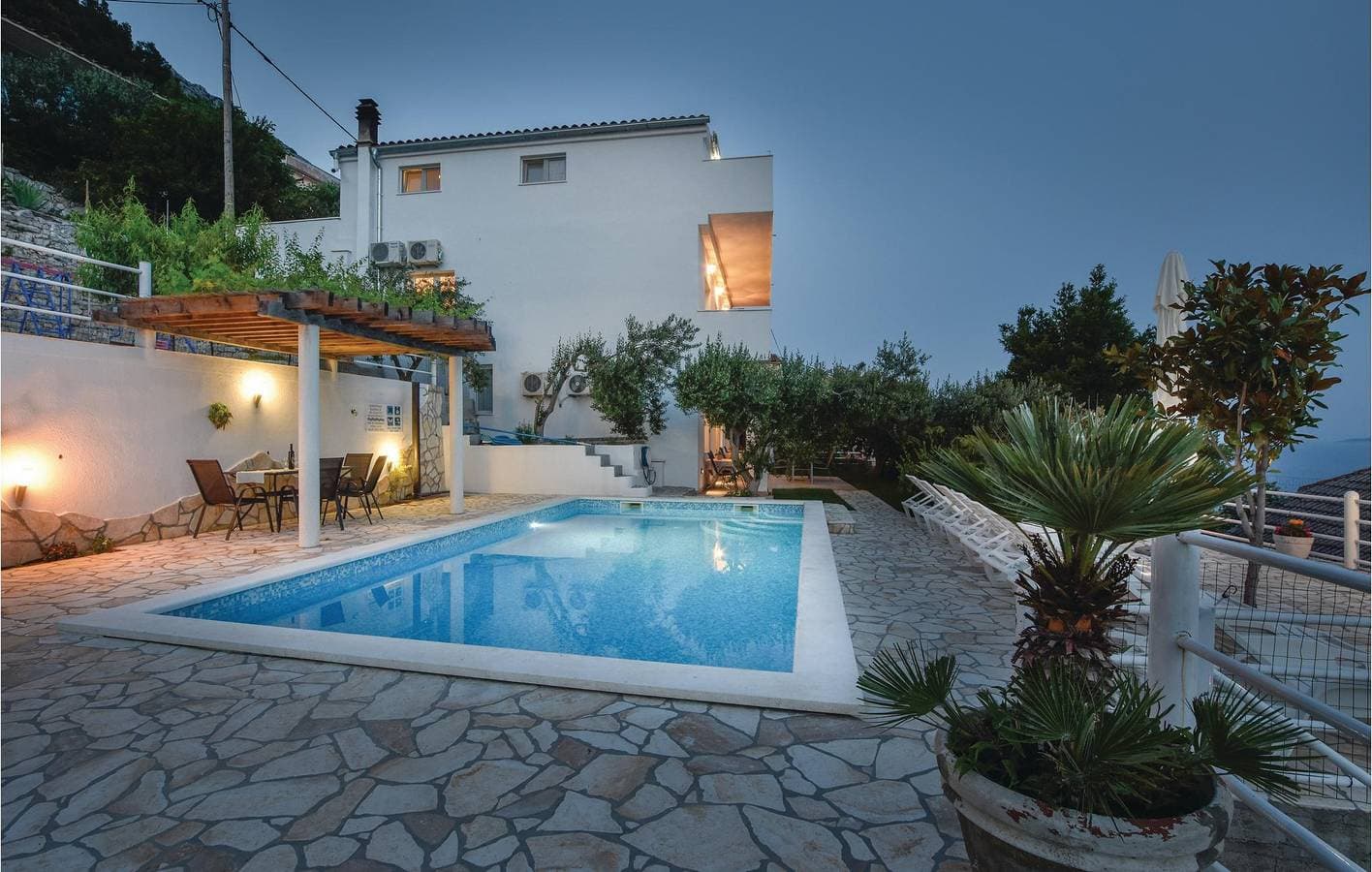 Foto 6 von 32: Apartment am Meer mit Pool und WLAN, nur 300 m vom Juto-Strand entfernt