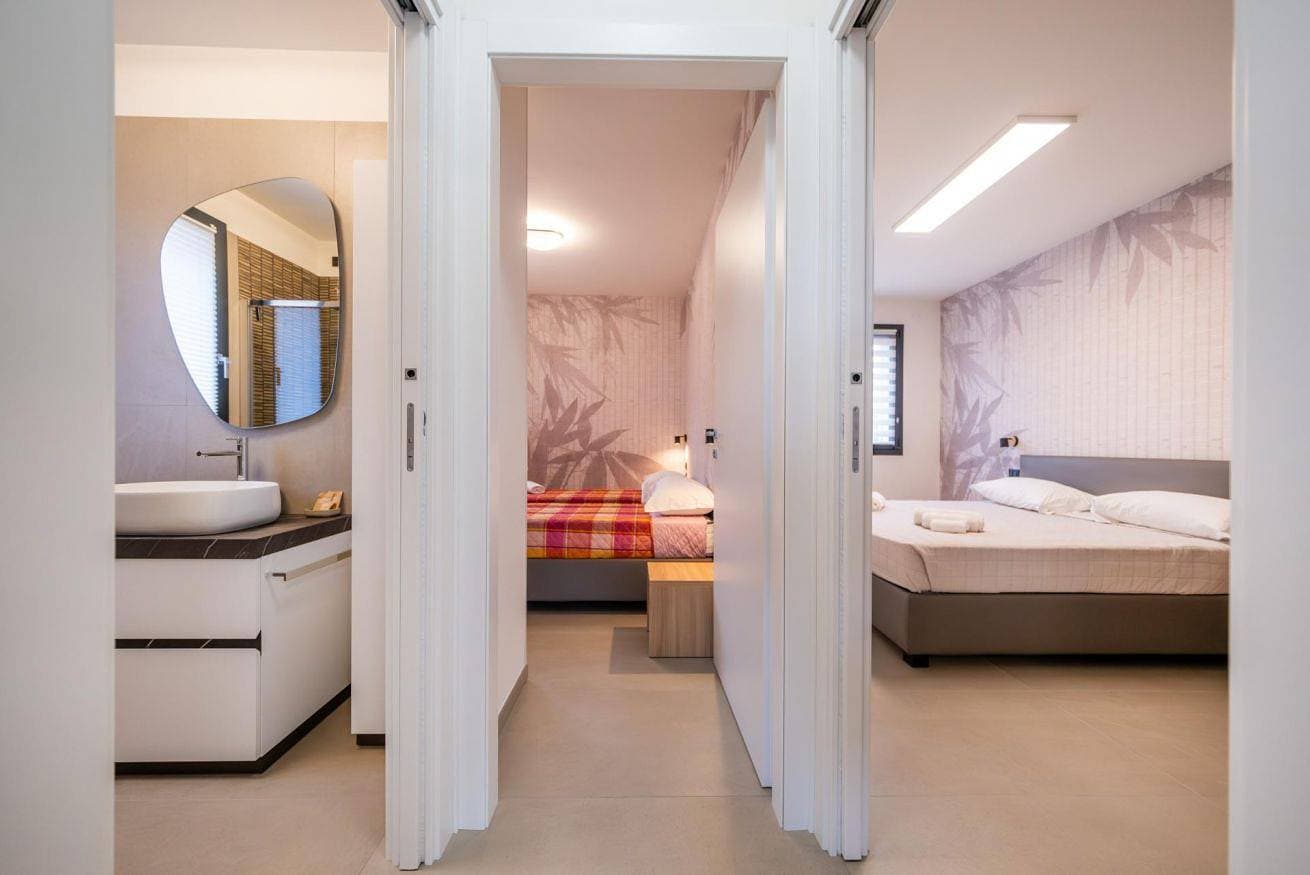 Foto 6 von 12: ApartmentsGarda - I Fiori D'Ulivo B - Oleandro