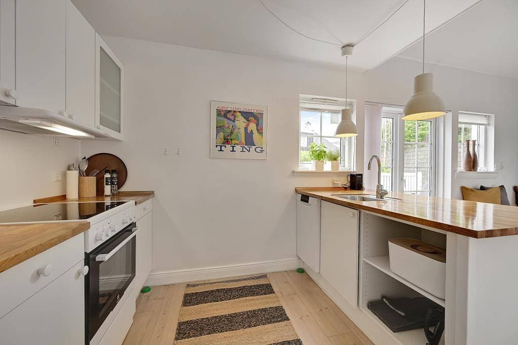 Foto 11 von 31: Helle Ferienwohnung mit Sauna, Whirlpool und prima Lage