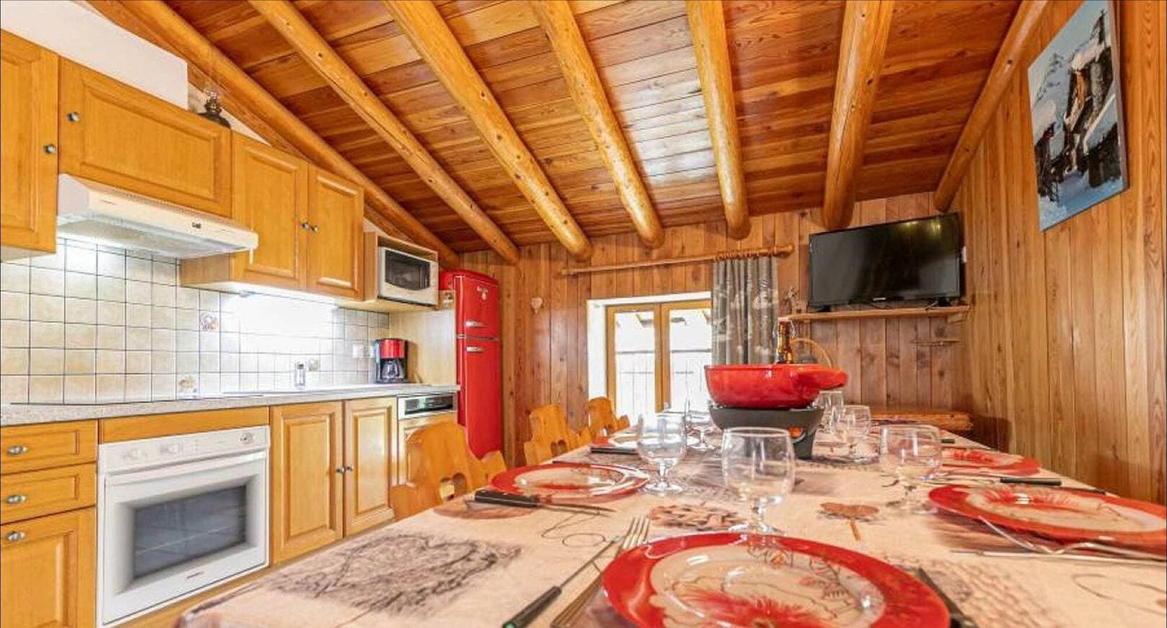 Foto 7 von 21: Chalet „Vernès Le Chamois“ mit Bergblick, Gemeinschaftsgarten und WLAN