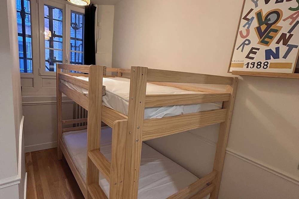 Foto 3 von 20: Cosy apartment near the Marais - Free parking