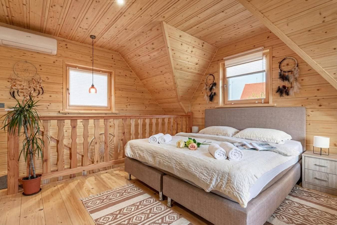 Foto 7 von 15: Nativa Log Cabin with Sauna