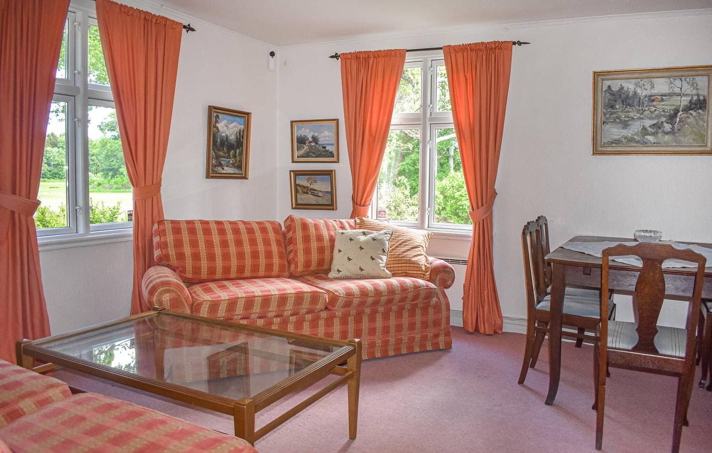 Foto 4 von 28: Ferienhaus für 8 Personen mit Garten